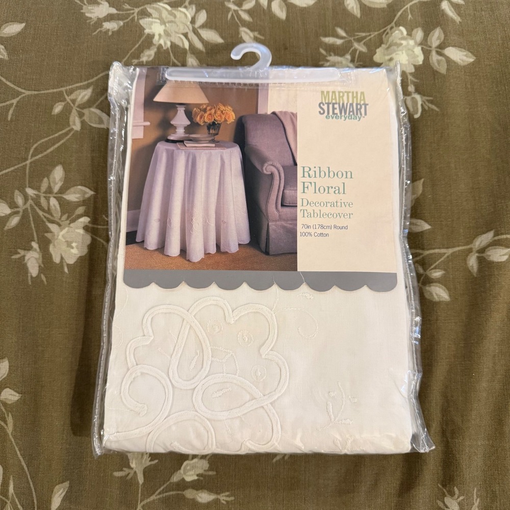 Vintage 1999 Martha Stewart Ribbon Floral Tablecloth 70 Round White Cottagecore